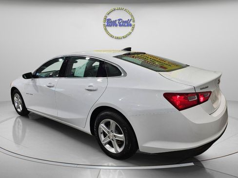 Used 2023 Chevrolet Malibu LS FWD image 3