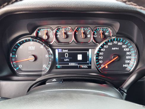 Used 2018 Chevrolet Tahoe LT image 16