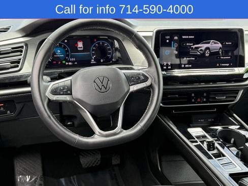 Used 2024 Volkswagen Atlas Cross Sport SE FWD image 22