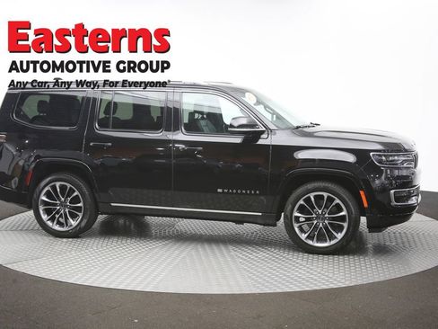 Used 2024 Jeep Wagoneer Series III w/ Premium Group I AWD/4WD image 53