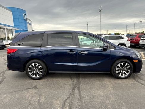 Certified 2023 Honda Odyssey EX-L image 12