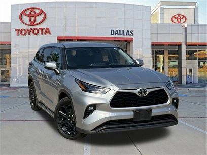 Used 2022 Toyota Highlander LE