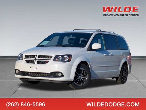 Certified 2017 Dodge Grand Caravan GT image 1