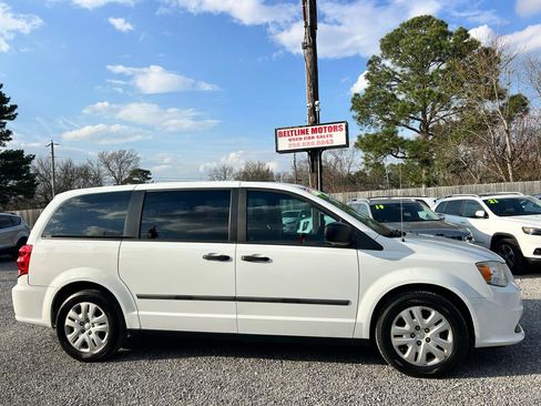 Used 2014 Dodge Grand Caravan American Value Package image 3