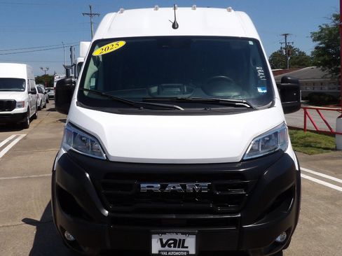 Used 2025 RAM ProMaster 3500 w/ Convenience Group FWD image 5