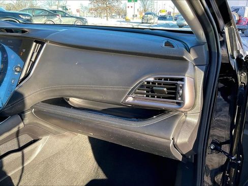 Used 2022 Subaru Outback Limited image 19