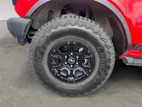 Used 2022 Ford Bronco Wildtrak image 10