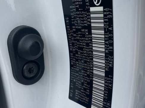 Used 2025 Toyota Corolla LE image 8