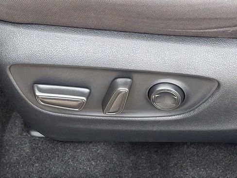 Certified 2025 Toyota RAV4 XLE image 28