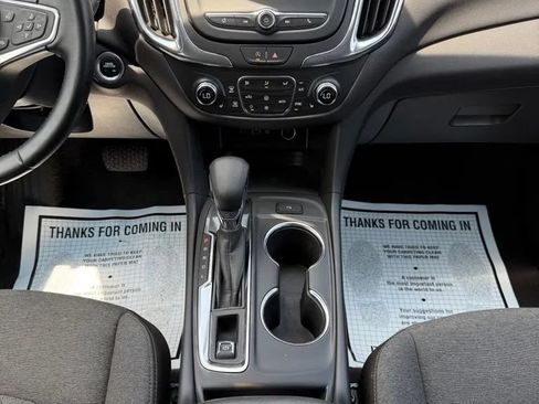 Used 2024 Chevrolet Equinox LT FWD image 20