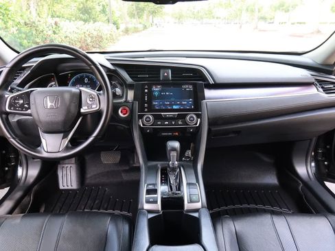 Used 2016 Honda Civic Touring image 21