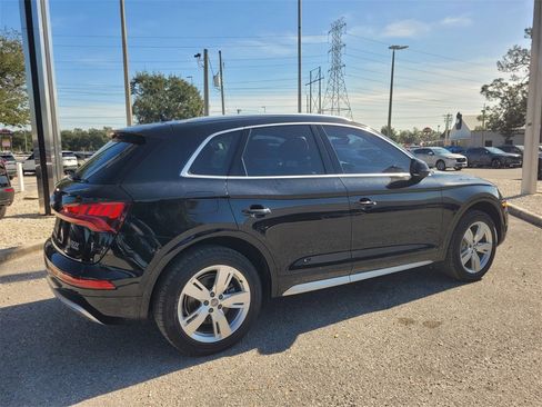 Used 2018 Audi Q5 2.0T Premium Plus w/ Premium Plus Package image 14