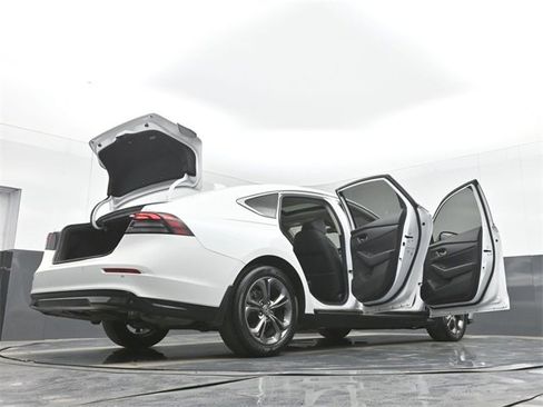 Used 2023 Honda Accord EX-L image 53