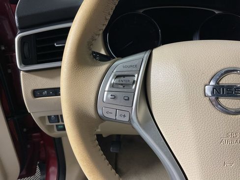 Used 2015 Nissan Rogue SL w/ SL Premium Package image 23