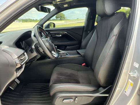 Used 2025 Acura ADX A-Spec image 11