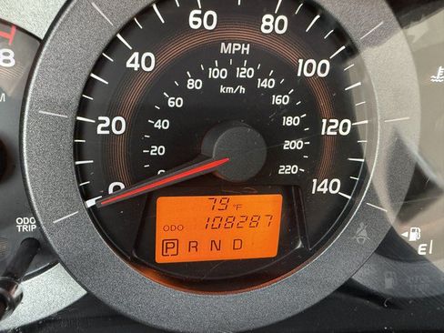 Used 2009 Toyota RAV4 Limited w/ Limited Extra Value Pkg FWD image 21