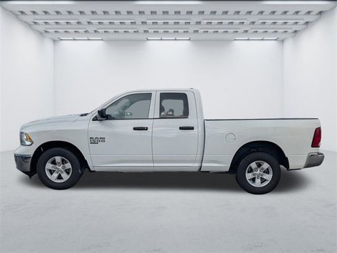 Used 2024 RAM 1500 Classic SLT image 7