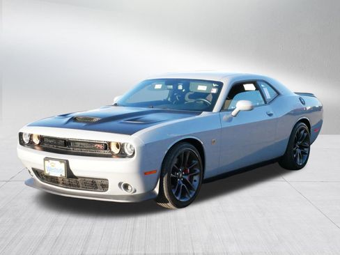 Used 2021 Dodge Challenger R/T Scat Pack image 3