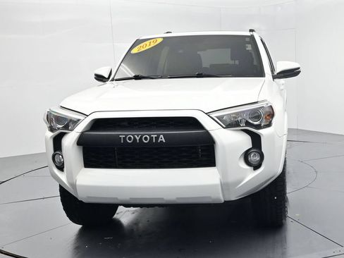 Used 2019 Toyota 4Runner SR5 Premium AWD/4WD image 3