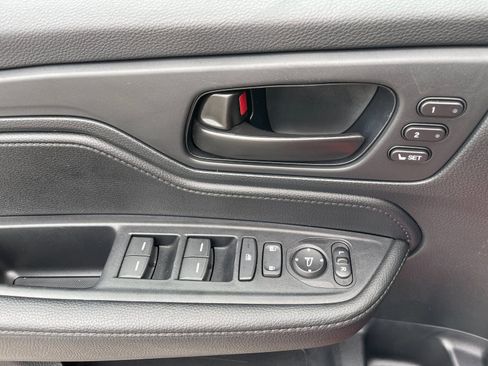 Used 2023 Honda Odyssey Sport image 13