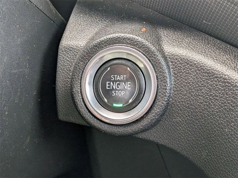 Used 2021 Chevrolet TrailBlazer RS w/ Convenience Package image 21