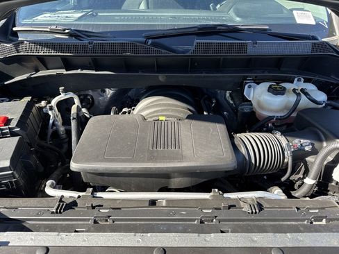 Used 2025 Chevrolet Silverado 1500 LT image 33