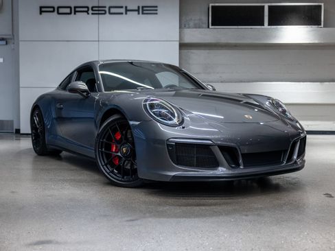 Used 2018 Porsche 911 Carrera GTS RWD image 10