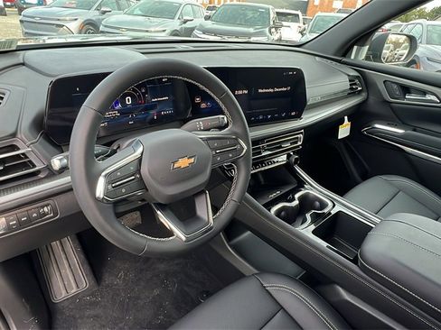 New 2026 Chevrolet Traverse LT w/ Driver Confidence Package image 18