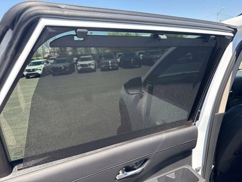 New 2026 Nissan Pathfinder SL w/ SL Premium Package AWD/4WD image 13