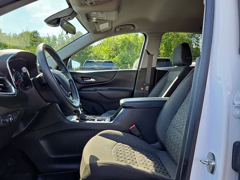 Certified 2024 Chevrolet Equinox LT w/ LPO, Floor Liner Package AWD/4WD image 13
