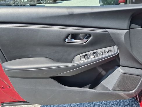 Used 2024 Nissan Sentra SV w/ All-Weather Package FWD image 9