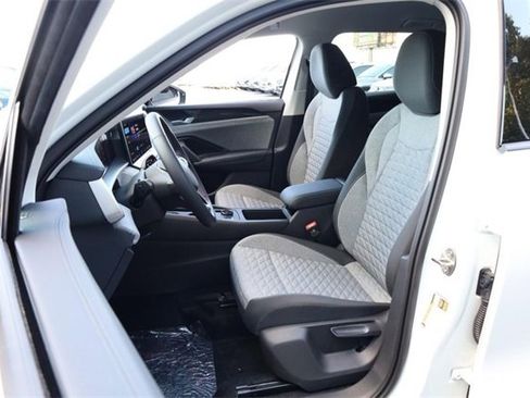 New 2025 Volkswagen Tiguan S image 8