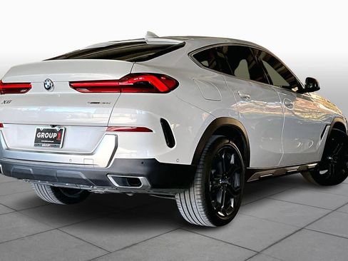 Used 2020 BMW X6 sDrive40i w/ Premium Package image 12