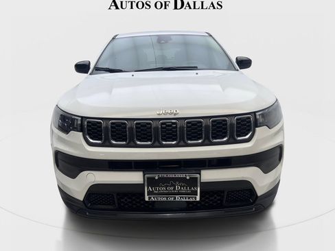 Used 2025 Jeep Compass Sport AWD/4WD image 3