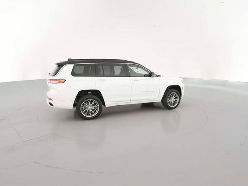 New 2025 Jeep Grand Cherokee L Summit w/ Luxury Tech Group V image 13