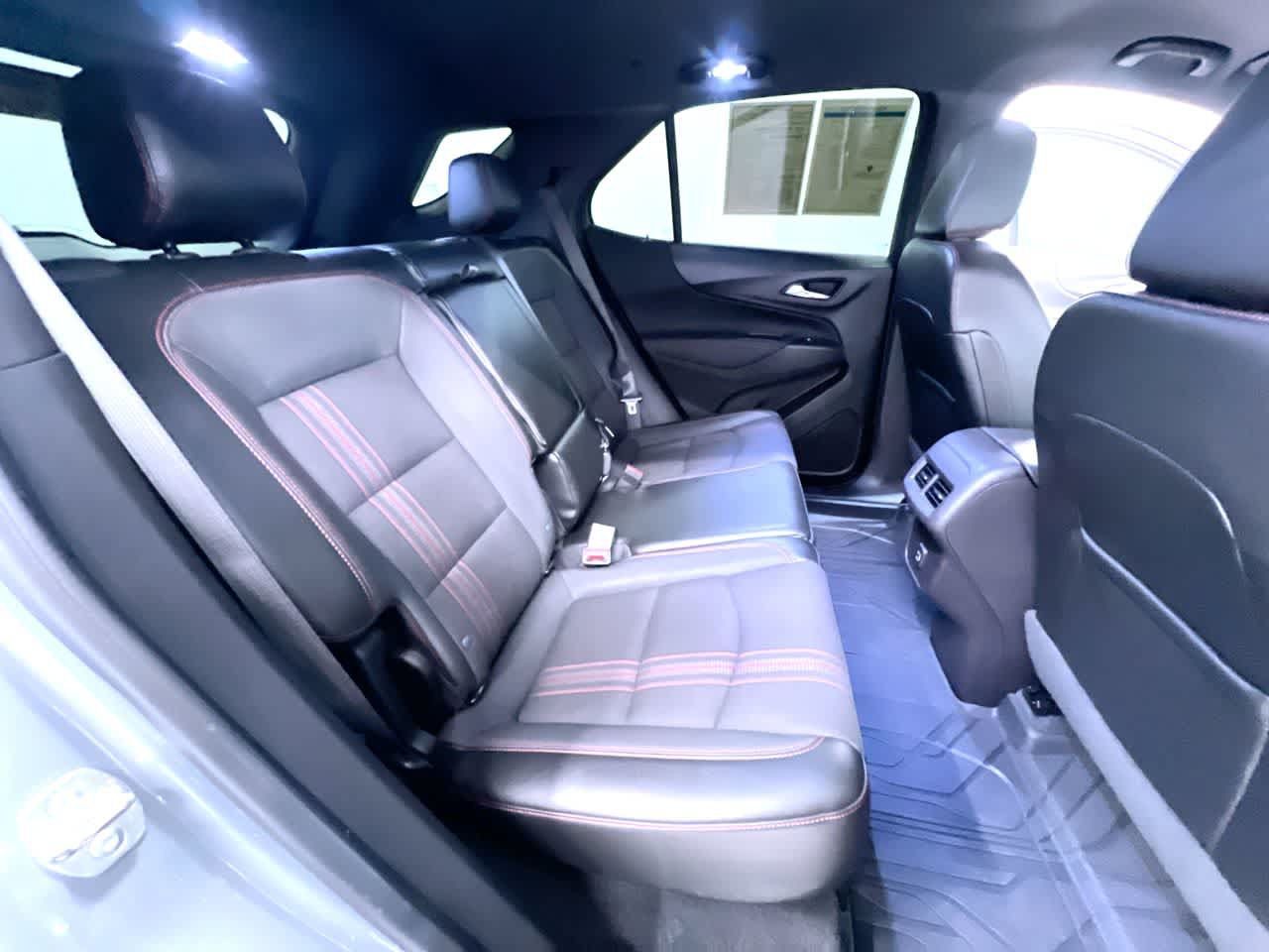 Used 2024 Chevrolet Equinox RS w/ LPO, Floor Liner Package FWD image 37
