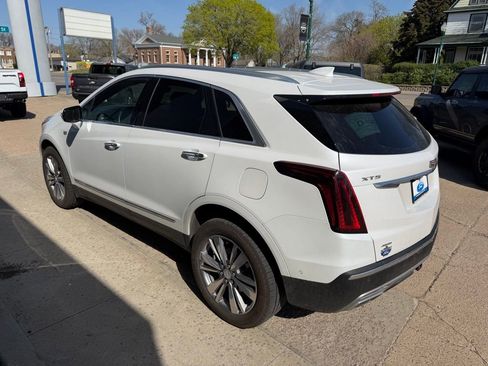 Used 2022 Cadillac XT5 Premium Luxury w/ Platinum Package AWD/4WD image 11