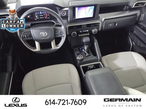 Used 2025 Toyota 4Runner SR5 AWD/4WD image 17