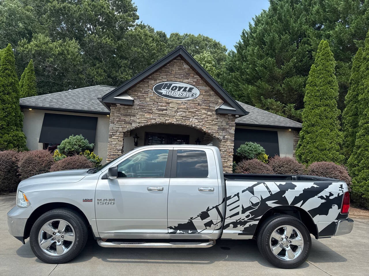 Used 2018 RAM 1500 Big Horn AWD/4WD image 1