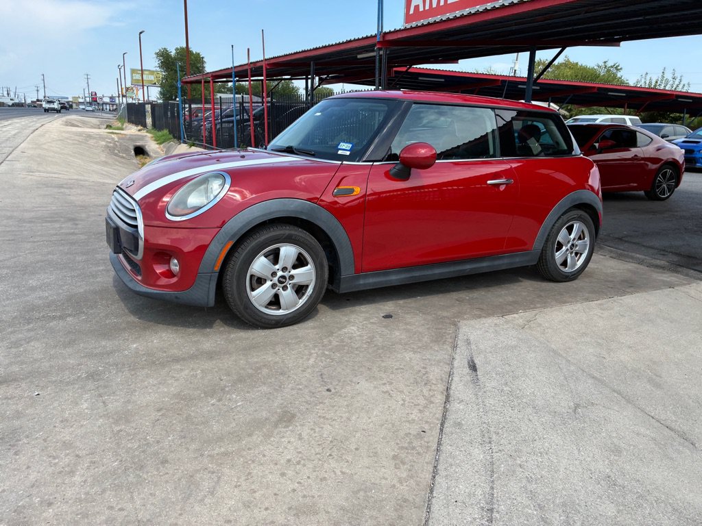 Used 2015 MINI Cooper 2-Door Hardtop FWD image 10