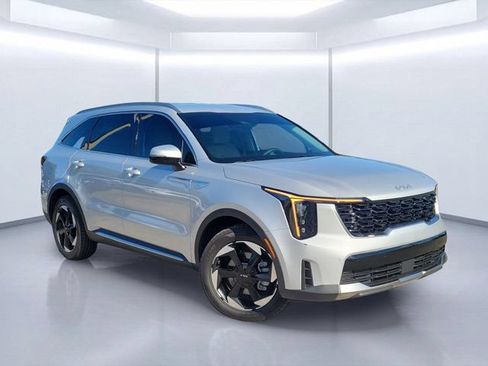 Used 2025 Kia Sorento EX FWD image 1