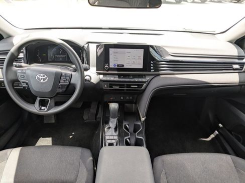 Used 2025 Toyota Camry LE FWD image 15