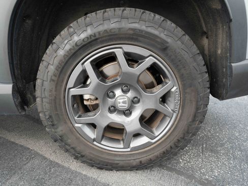 Used 2025 Honda Pilot TrailSport image 30