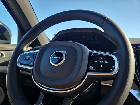 New 2026 Volvo XC90 B6 Ultra w/ Protection Package Premier AWD/4WD image 18