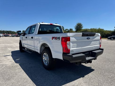 Used 2022 Ford F350 XL w/ Power Equipment Group image 5