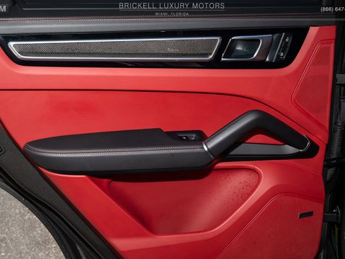 Used 2023 Porsche Cayenne GTS w/ Premium Package Plus image 16