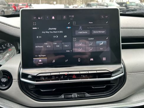 Used 2024 Jeep Compass Limited w/ Sun and Sound Group image 26