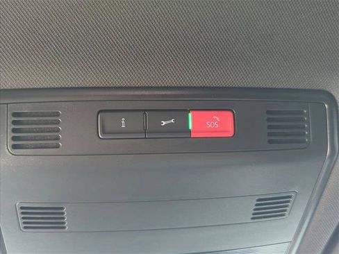 Used 2024 Volkswagen Jetta Sport FWD image 22