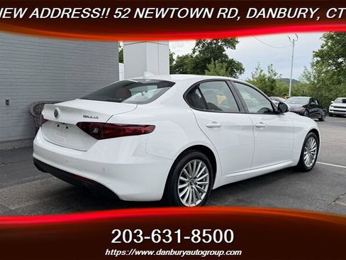 Used 2022 Alfa Romeo Giulia Sprint AWD/4WD image 5