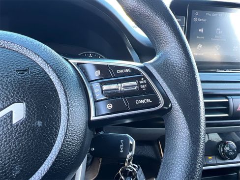 Used 2023 Kia Seltos LX image 26